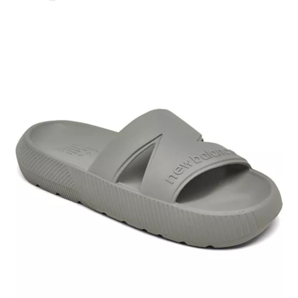 New Balance 200 SLIDE LIFESTYLE SANDALS. NIB